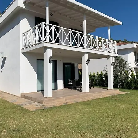 Vila Oguz Milas